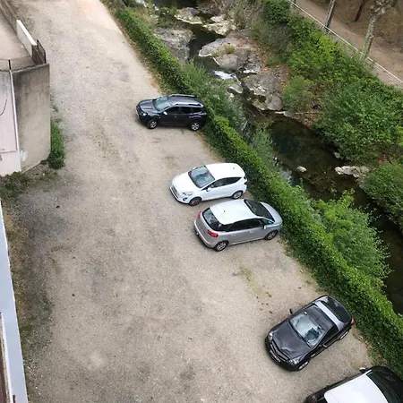 Situe A Proximite Des Thermes 30 Apartment